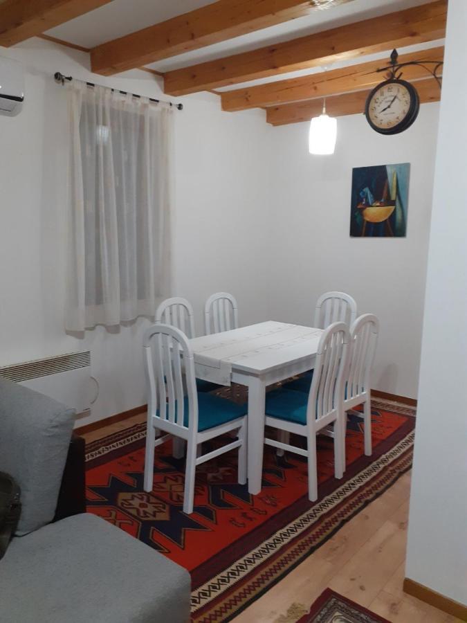 Home Away From Home Ilidža Exterior foto