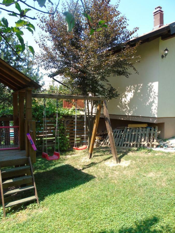 Home Away From Home Ilidža Exterior foto